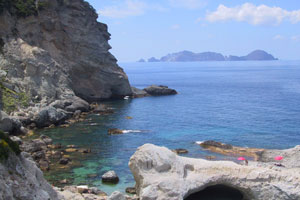 Cala Fonte a Ponza