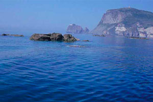 Punta Papa sull'isola di Ponza